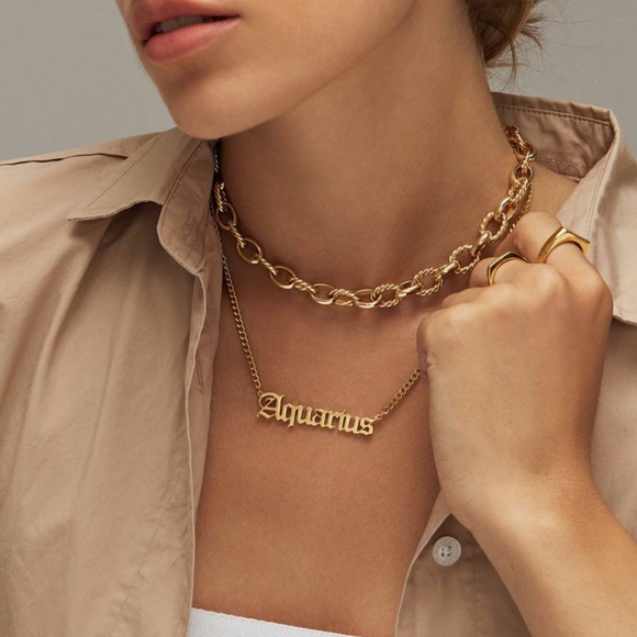 Aquarious zodiac gold necklace - Picture 3 of 4